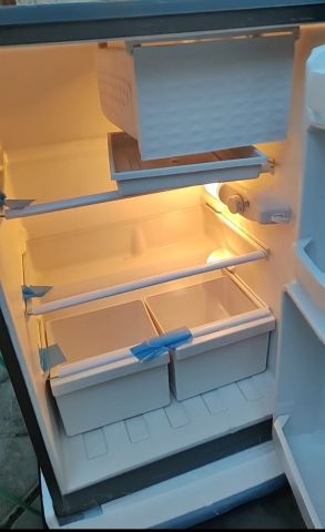 تلاجه مينى بار 4.5قدم من تميمة كولدير 01013518080 2