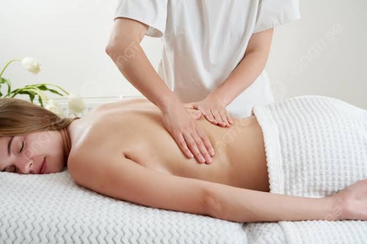 شاب من القاهره بحب اعمل مساج للحريم وبعرف اخليهم يرتاحو اوي