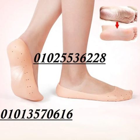 ودّعي تشققات الكعبين مع الجوارب السيليكون المرطّبة!