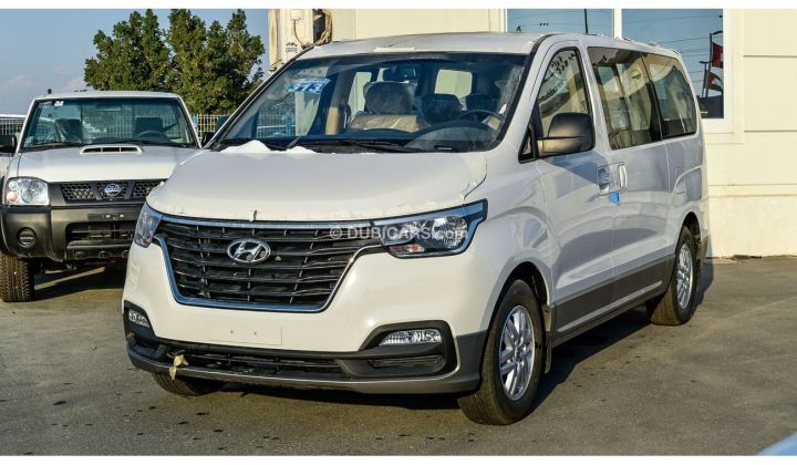 إيجار هيونداي H1 العائلية الخام والأمان لكل صغارك