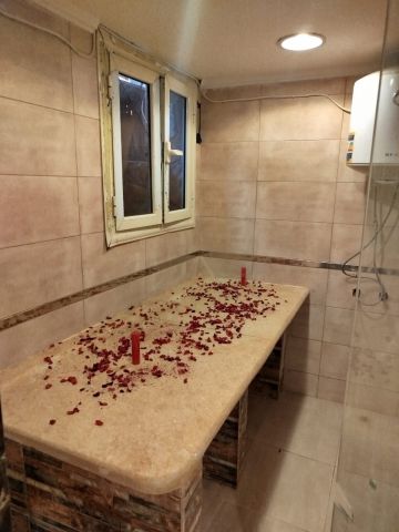  مساج فى القاهرة والجيزة 01029454060