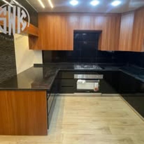 افضل شركة مطابخ في مصر بتصمبم رائعة safety Wood للمطابخ والدريسنج