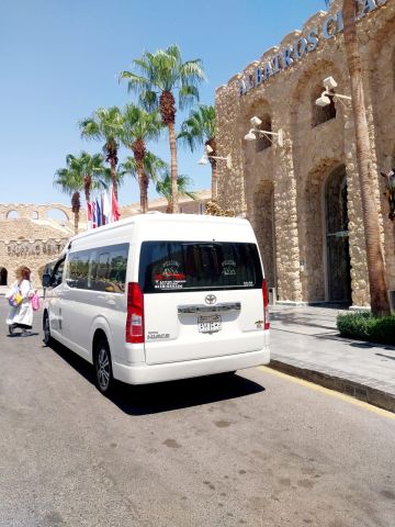 إيجار تويوتا هايس: خيارك الاقتصادي والمثالي للشركات.