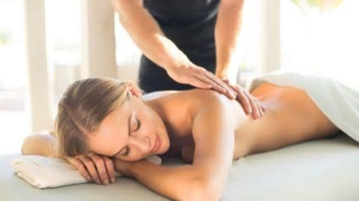 Massage therapy for womens at home 
