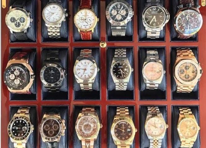 ركن البيت السويسري لشراء الساعات الفاخره باعلي سعر 