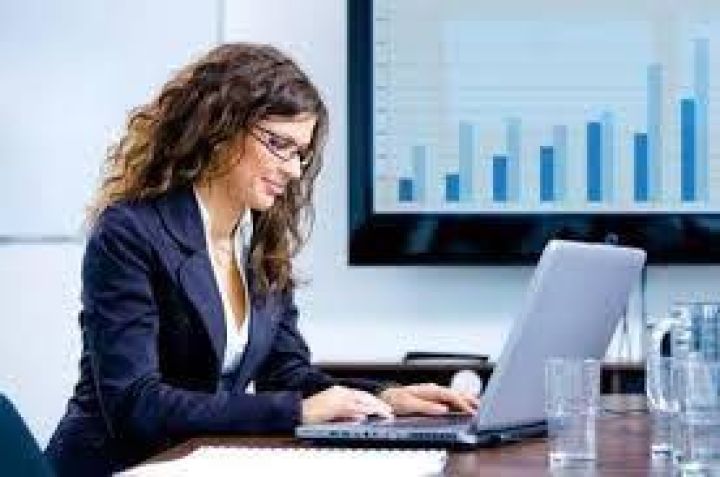 مطلوب سكرتيره بمرتب من ٣٥ الف ل ٧٠ الف عمل ٦ ساعات