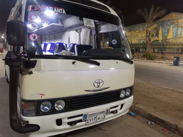 تأجير باص ليموزين للمؤتمرات: نقل مريح وفاخر لضيوفك. 2