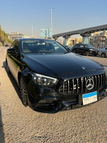ايجار مرسيدس e200 2025  بالسائق 