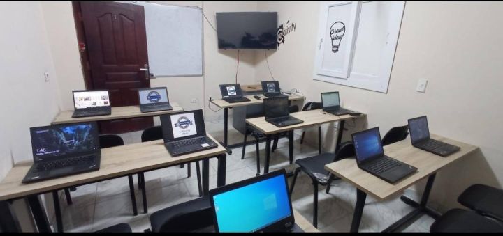 محتاج مكان مجهز للمحاضرات أو الكورسات؟ 5