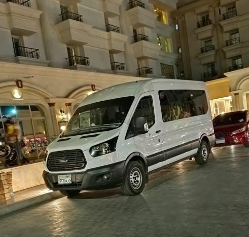 إيجار ميكروباص فورد ترانزيت للسفر الجماعي من تورزم تورز
