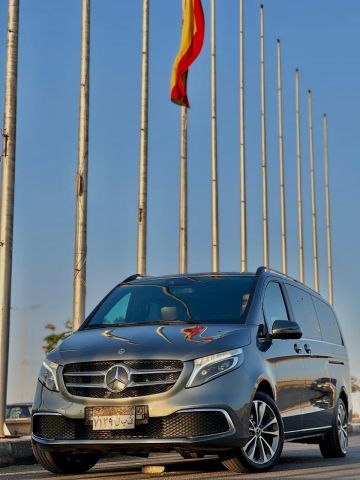 إيجار مرسيدس فيانو العائلية لخدمة VIP لاستقبال المطار من تورزم تو 3