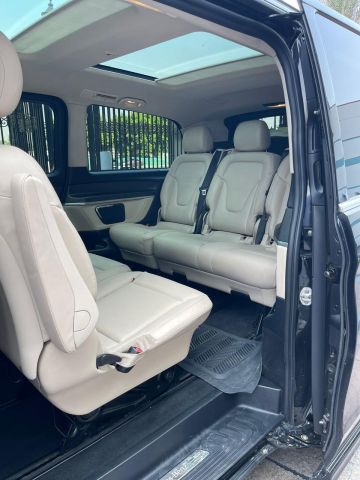 إيجار مرسيدس فيانو (V-Class / Viano) 3
