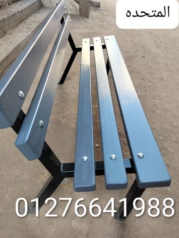 بنش خشب للحدائق 2