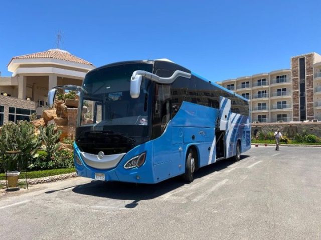 إيجار أتوبيس مرسيدس 50  لزيارة وفود  افتتاح المتحف المصري الكبير