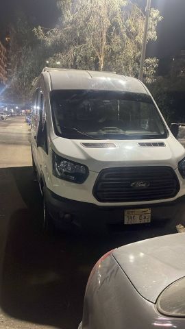 إيجار ميكروباص فورد ترانزيت (Transit) للسفر والرحلات