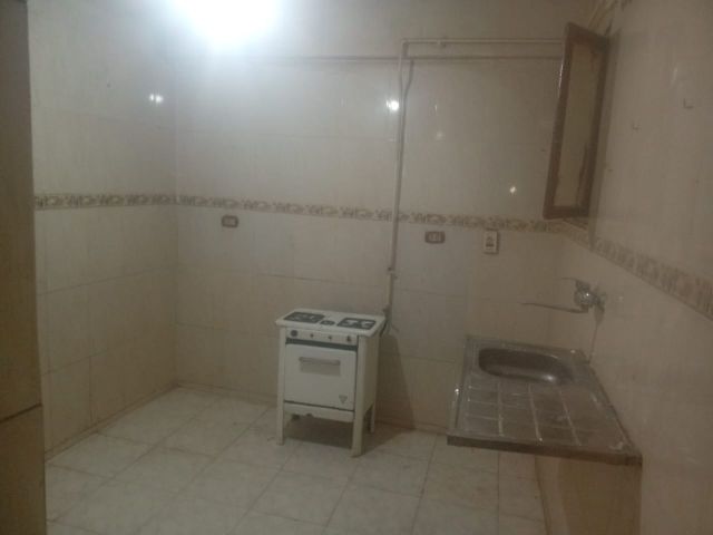 شقة للايجار قانون جديد النزهة 2  3