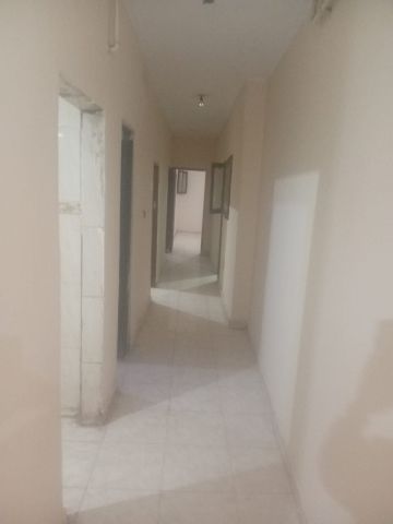 شقة للايجار قانون جديد النزهة 2  4