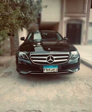 إيجار مرسيدس E200 موديل 2025 - حداثة وفخامة الجيل الجديد 