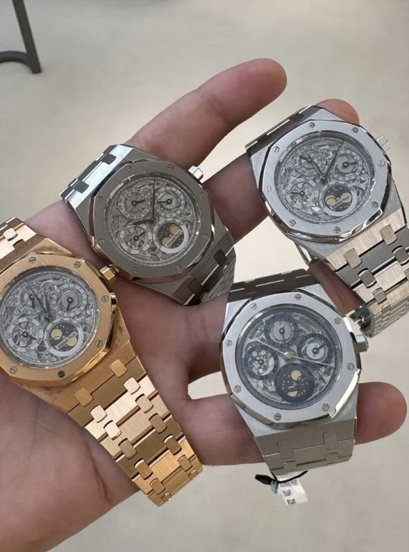 بيع ساعه اوديمار بيجيه