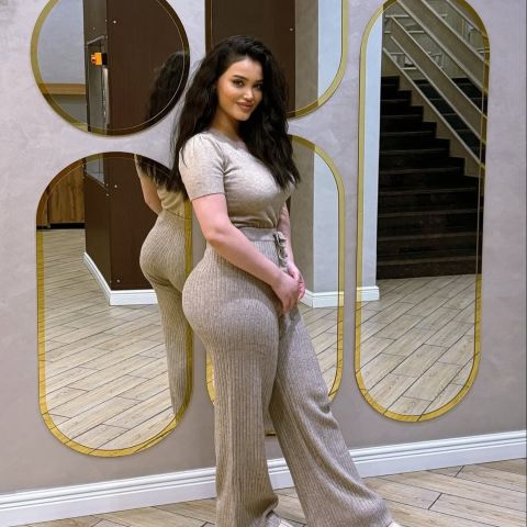 مساج برايفت Flourishing hands