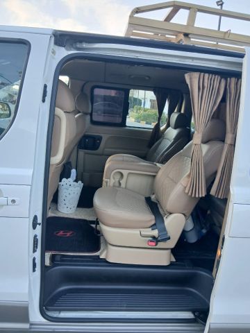 إيجار فان هيونداي H1 - رفيق السفر العائلي والرحلات الجماعية 2