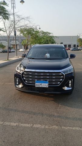 إيجار جيتور X90 - الـ SUV العائلية المثالية للسفر والرحلات