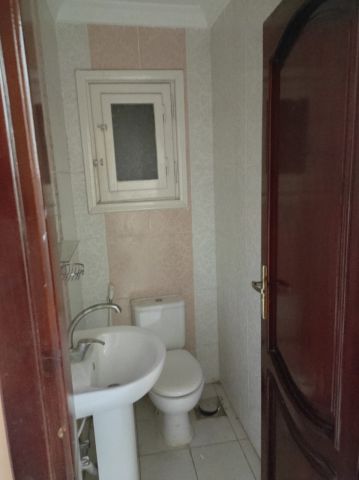 للإيجار بسموحة شقة بعماره شيك حديثة 4