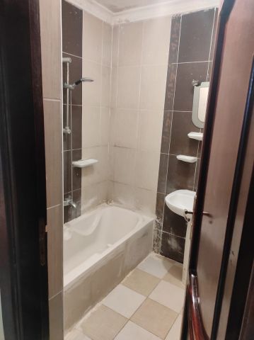 للإيجار بسموحة شقة بعماره شيك حديثة 6