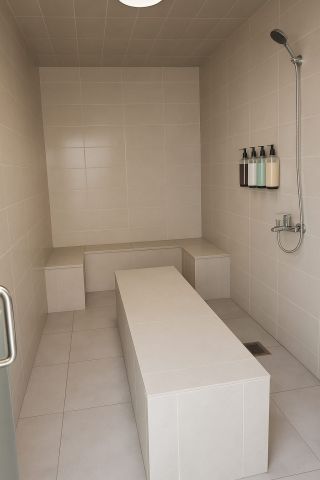 مساج للرجال في فندق بيراميدز هيڤن الهرم 3