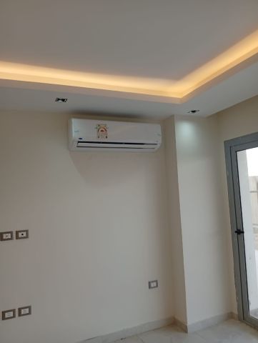 تكييف كاريير 1.5 حصان اوبتي ماكس برو الفرق بين اوبتيماكس و اوبتيم 2