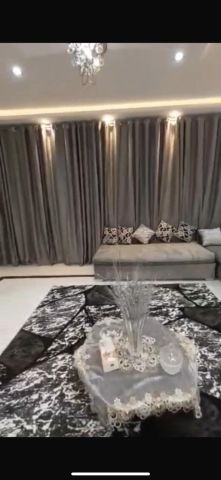 شقه للبيع في الجمهوريه 10