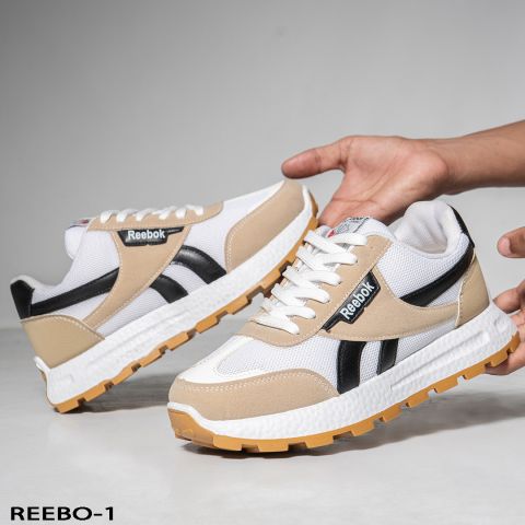 بتدور على حذاء رجالي مريح، عملي، وشيك في نفس الوقت؟ الحذاء اللي ي 9