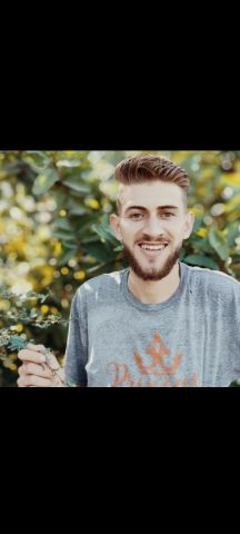 ابحث عن صديقه 