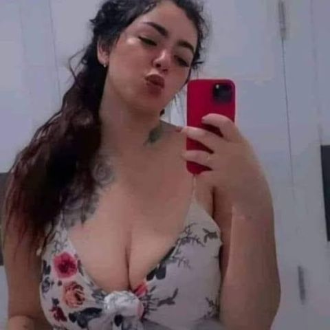 اختيار أفضل المدربات والبنات لجلسة ممتعة ومميزة