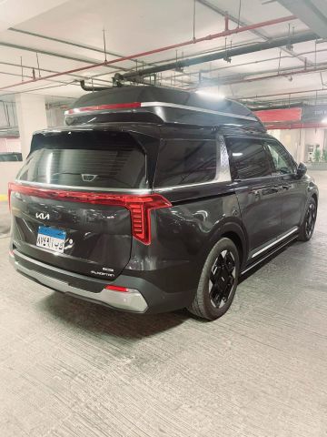 إيجار كيا كرنفال القبطان للسفر العائلي 4