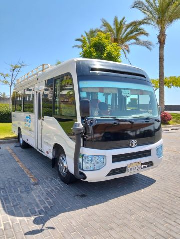 إيجار ميني باص تويوتا كوستر (21/24 راكب) 3