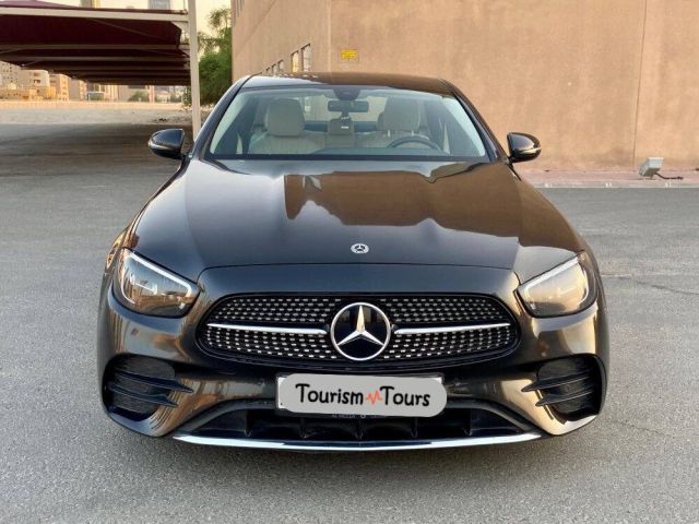 ايجار مرسيدس E200 موديل 2025 ليموزين 2