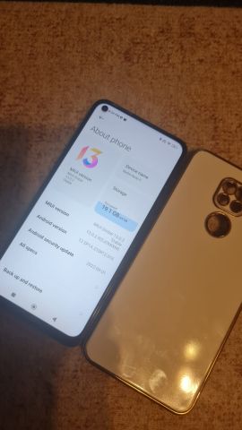 موبايل شاومي ريد مي نوت ٩ بحاله ممتازه جدا بالشاحن والحراب ٦٤ ج 3