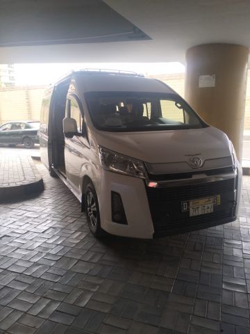 ايجار ميكروباص سياحي تويوتا هاي اس 14 راكب للسفر