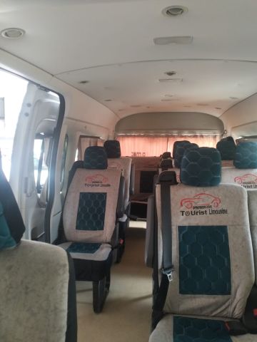 ايجار ميكروباص سياحي تويوتا هاي اس 14 راكب للسفر 2