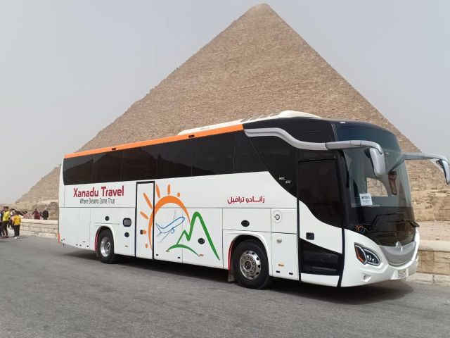 ايجار أتوبيس 50 راكب فاخر | لخدمة النقل السياحي والوفود الكبيرة 
