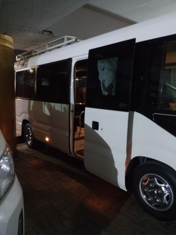 تأجير تويوتا كوستر VIP: رفاهية لا مثيل لها لكل رحلاتك!  010995527 2