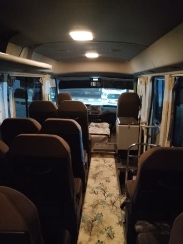 تأجير تويوتا كوستر VIP: رفاهية لا مثيل لها لكل رحلاتك!  010995527 3