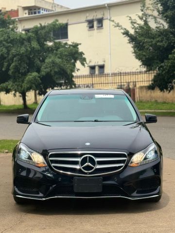 خدمة الـ VIP الأرقى: إيجار مرسيدس بالسائق في القاهرة - سيارات مود