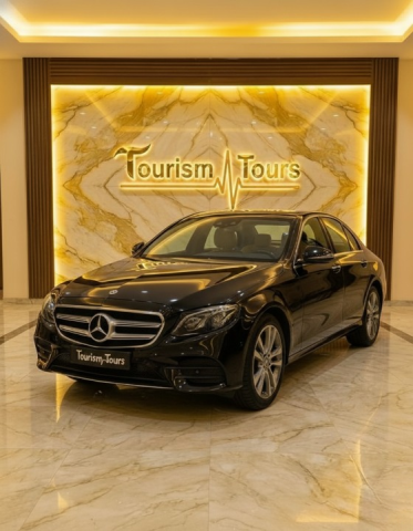 إيجار ليموزين مرسيدس E200 بالسائق