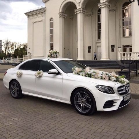 إيجار سيارات مرسيدس للأفراح والمناسبات 2