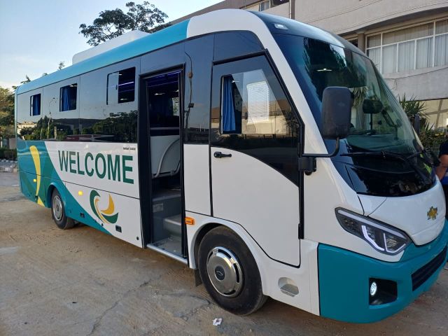 تأجير أتوبيس 33 راكب سياحي للرحلات ونقل الموظفين 2