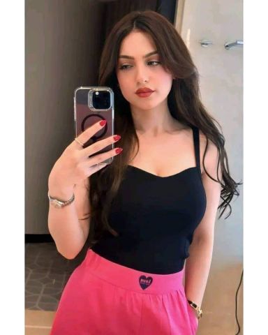 الجلسات عندي كلها متعة نار ومساج وريليش وفروعوني