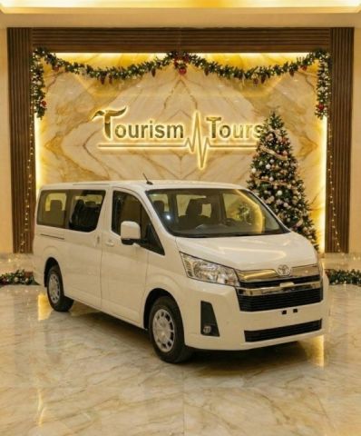 رفيقك الأمثل في كل طريق.. إيجار تويوتا هاي اس 14 راكب!