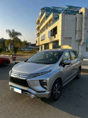 رحلتك العائلية في أمان ووسع.. إيجار ميتسوبيشي إكسباندر 7 راكب